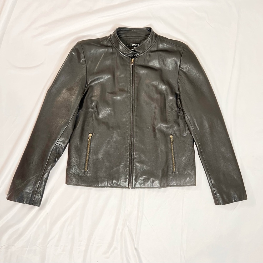 DKNY Women’s Dark Brown Zip up Leather Jacket Size L